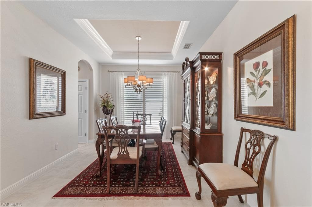 4919 Cerromar Dr, Naples, FL 34112-5