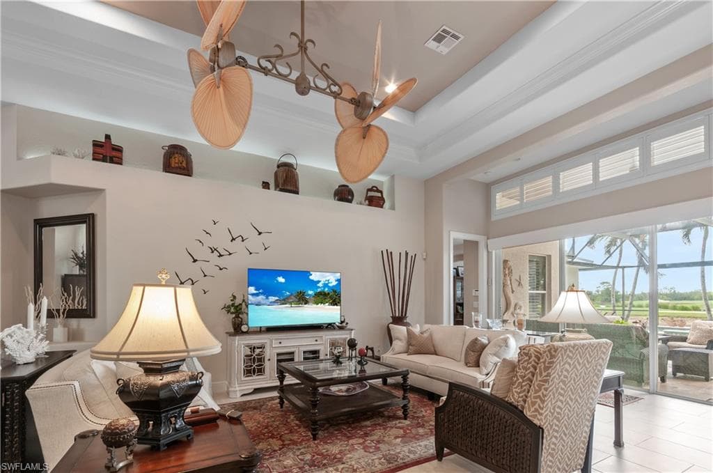 4919 Cerromar Dr, Naples, FL 34112-6