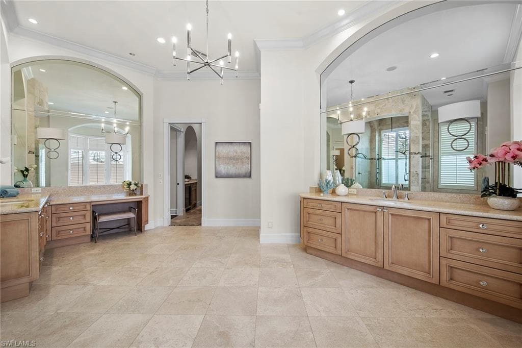 6511 Highcroft Dr, Naples, FL 34119-15