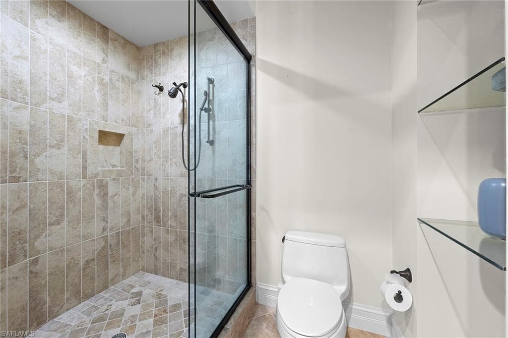 6511 Highcroft Dr, Naples, FL 34119-41