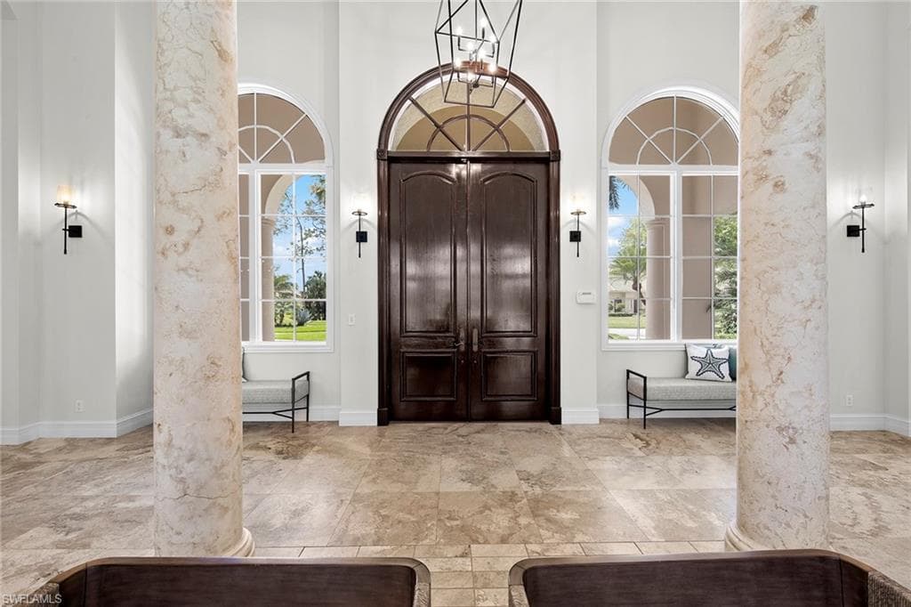 6511 Highcroft Dr, Naples, FL 34119-5
