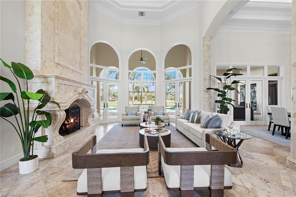 6511 Highcroft Dr, Naples, FL 34119-6