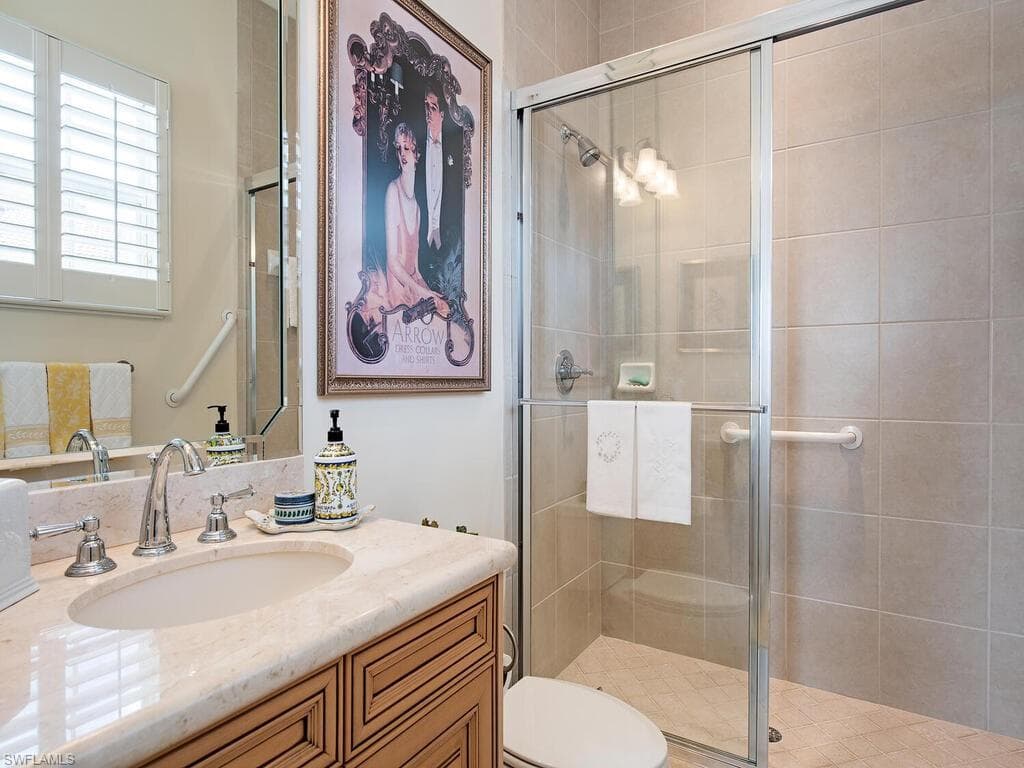 530 Avellino Isles Cir 7-301, Naples, FL 34119-19