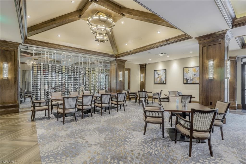 530 Avellino Isles Cir 7-301, Naples, FL 34119-38
