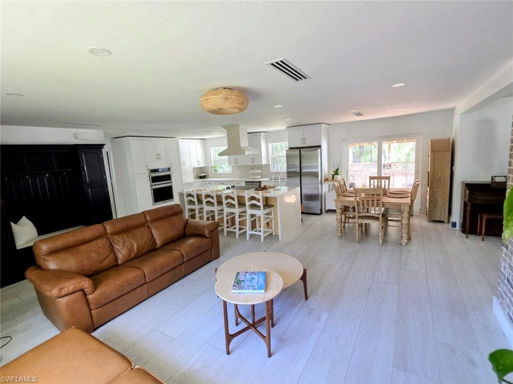 5900 Cope Ln, Naples, FL 34112-8