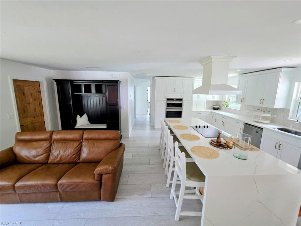 5900 Cope Ln, Naples, FL 34112-15
