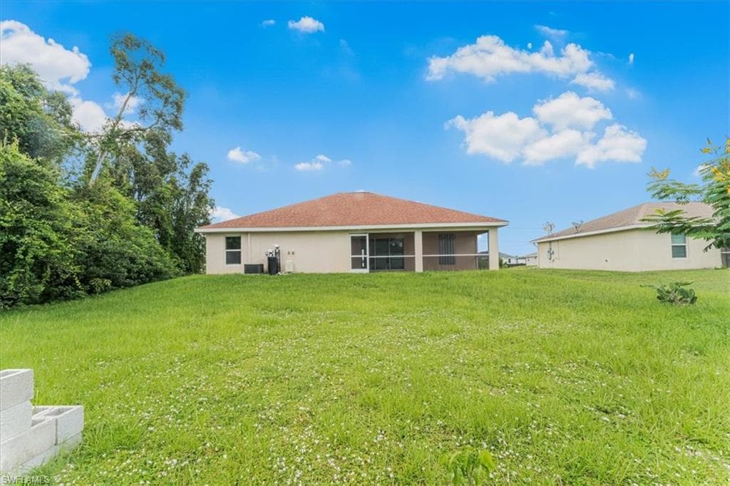 2607 24th St SW, Lehigh Acres, FL 33976-16