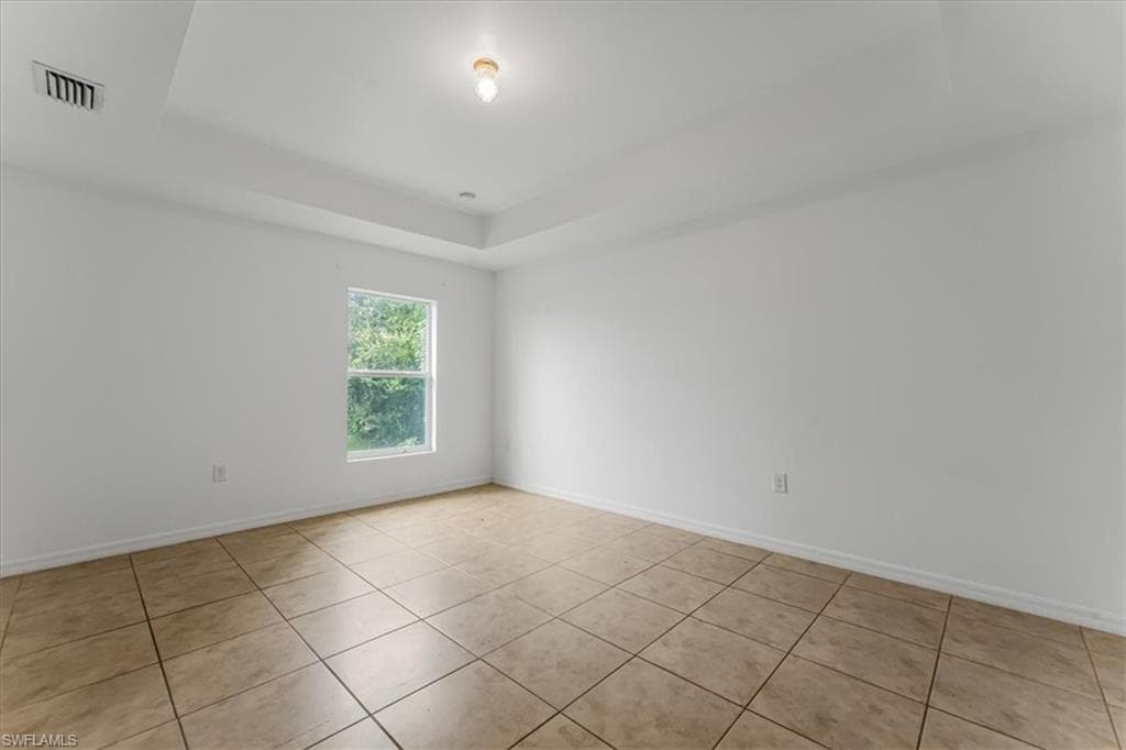 2607 24th St SW, Lehigh Acres, FL 33976-24