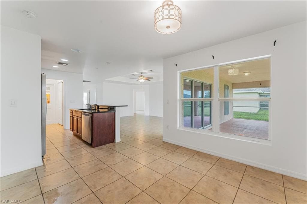 2607 24th St SW, Lehigh Acres, FL 33976-30