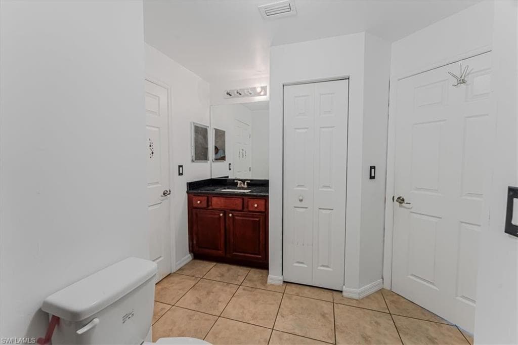 2607 24th St SW, Lehigh Acres, FL 33976-34