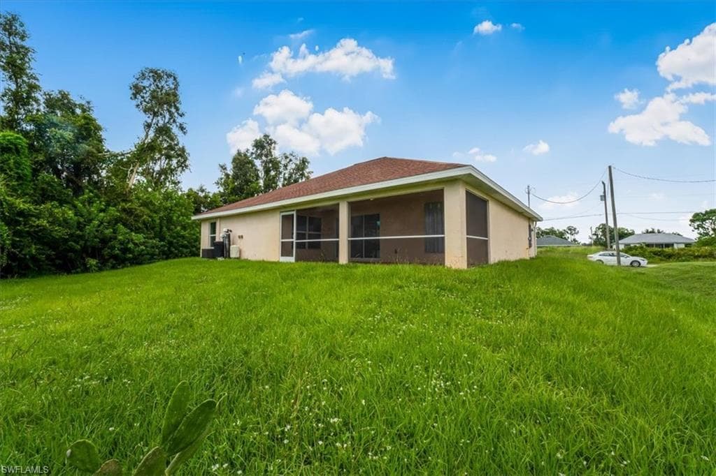 2607 24th St SW, Lehigh Acres, FL 33976-4