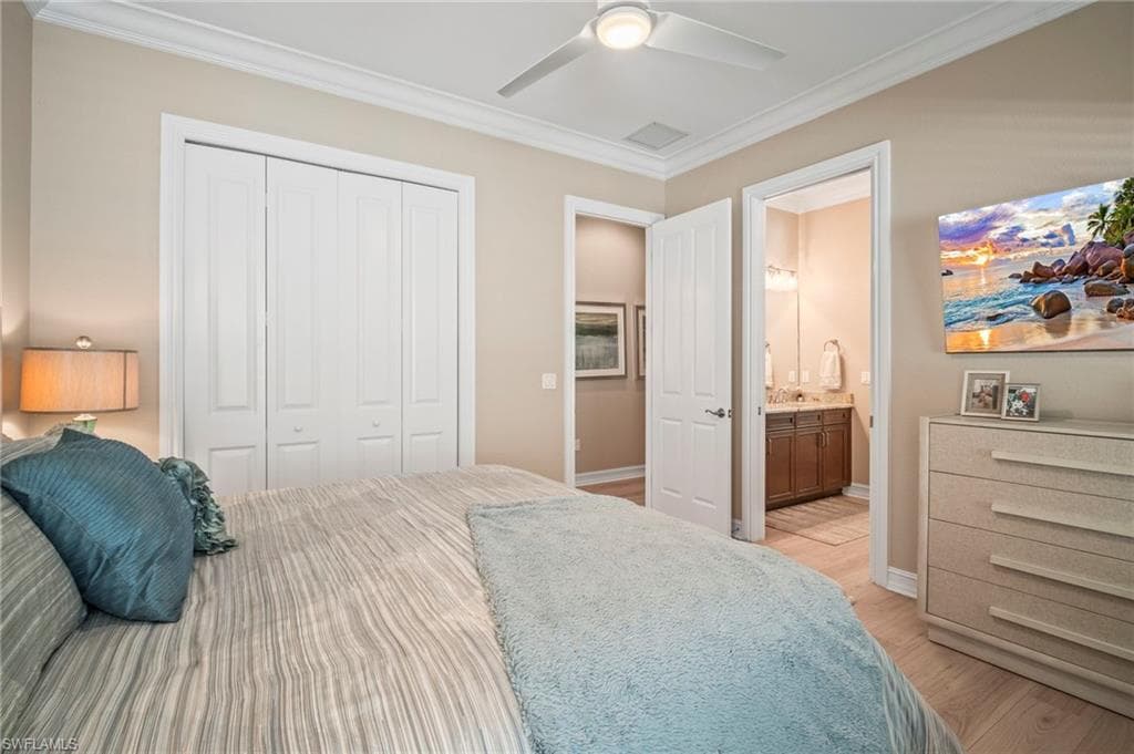 6420 Costa Cir, Naples, FL 34113-32