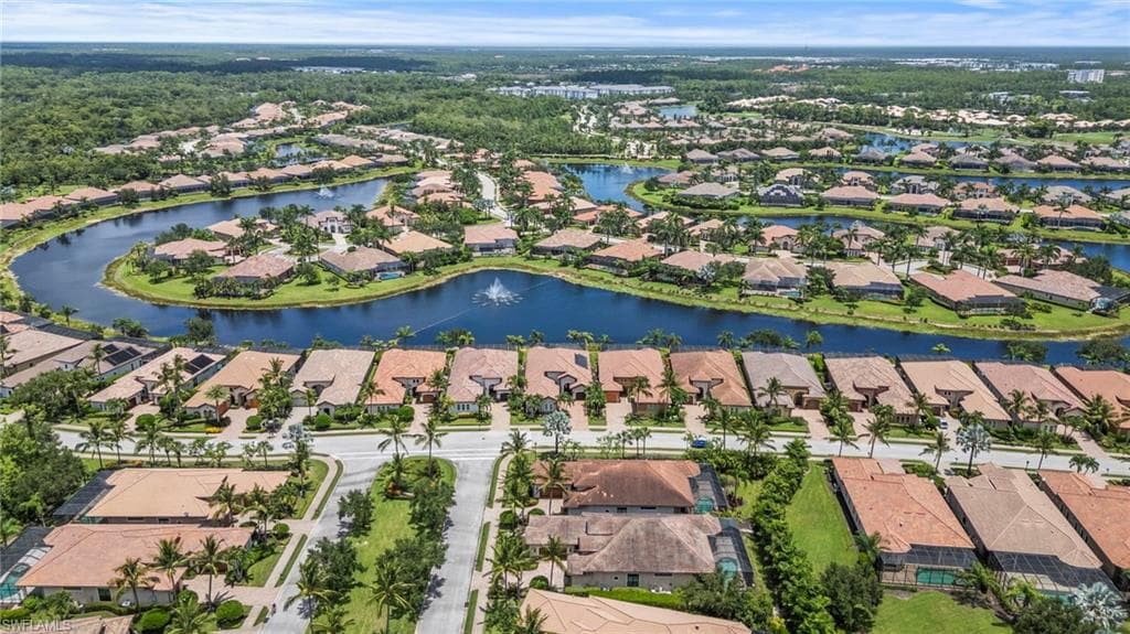 6420 Costa Cir, Naples, FL 34113-47