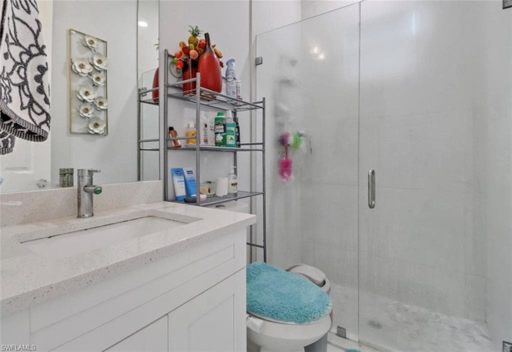 2394 45th Ave NE, Naples, FL 34120-18