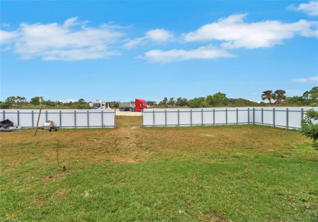 2394 45th Ave NE, Naples, FL 34120-22