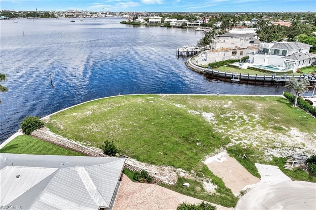 1303 Marlin Dr, Naples, FL 34102-12