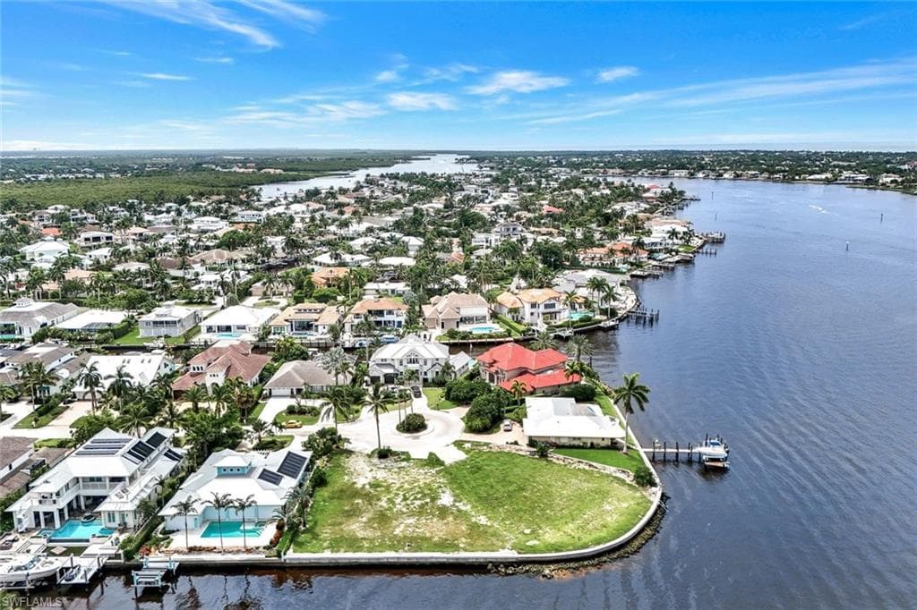 1303 Marlin Dr, Naples, FL 34102-14