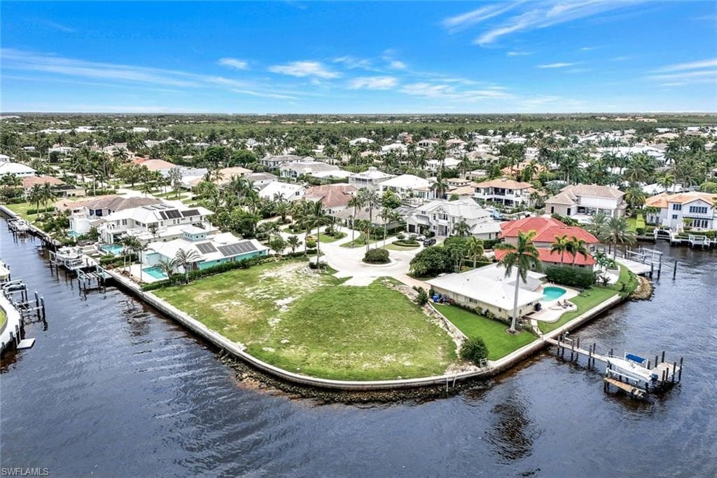 1303 Marlin Dr, Naples, FL 34102-7