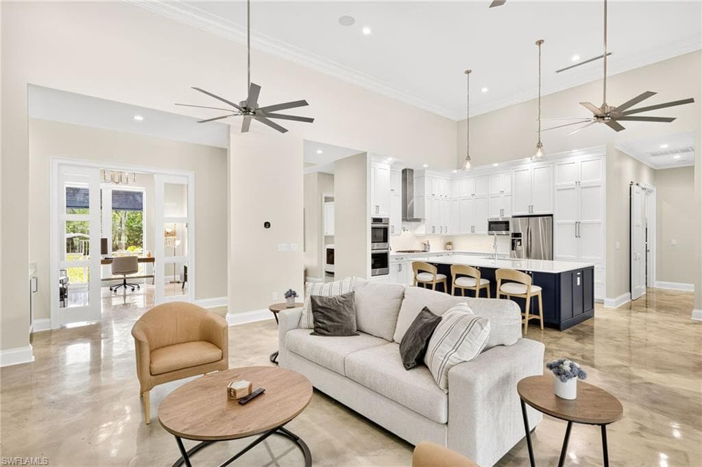 4391 1st Ave SW, Naples, FL 34119-10