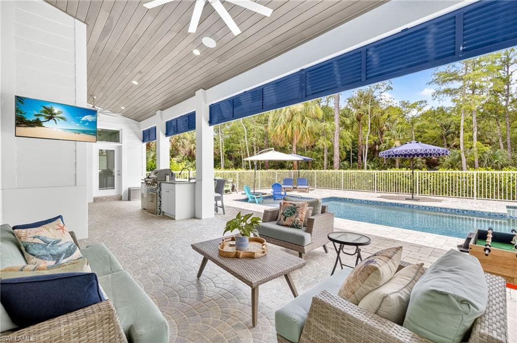 4391 1st Ave SW, Naples, FL 34119-37