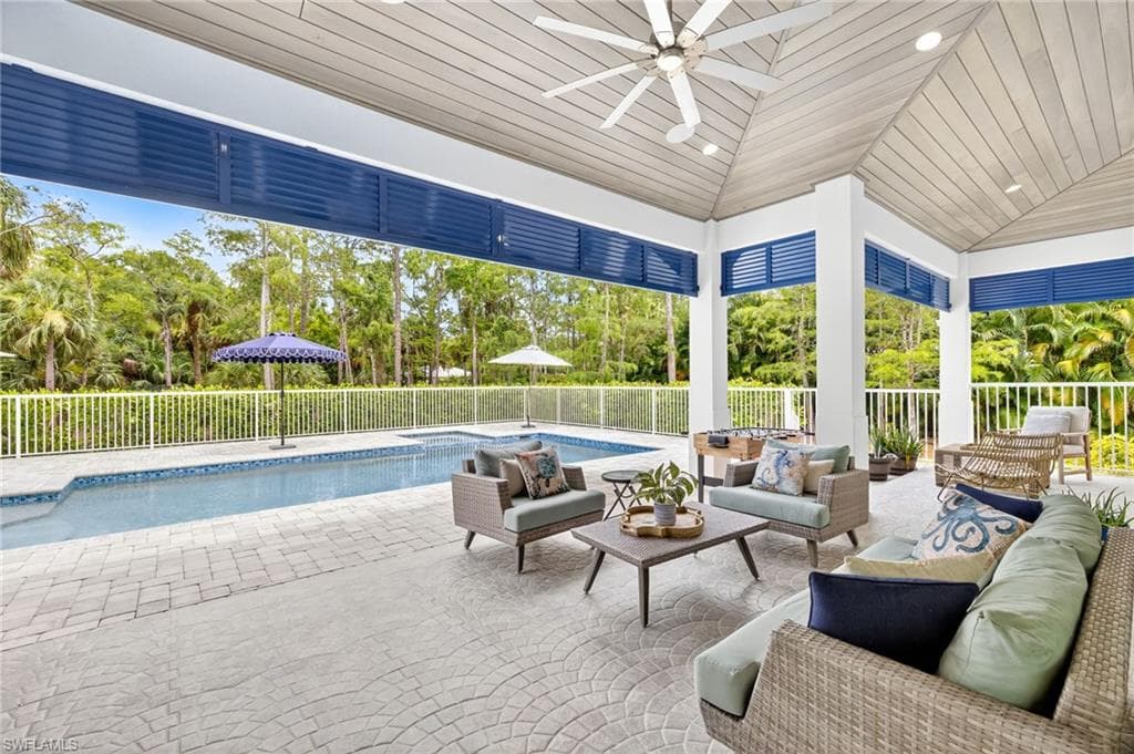 4391 1st Ave SW, Naples, FL 34119-38