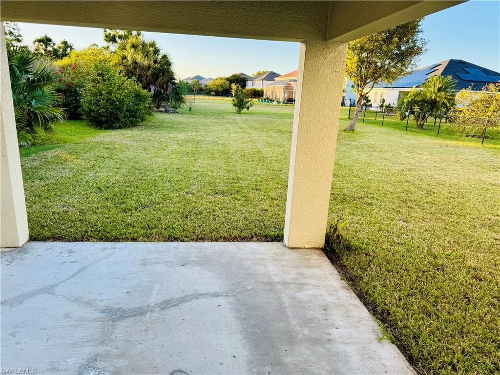 18157 Horizon View Blvd, Lehigh Acres, FL 33972-17