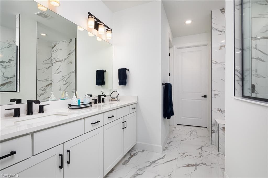 6770 Pennyroyal Dr, Naples, FL 34114-15