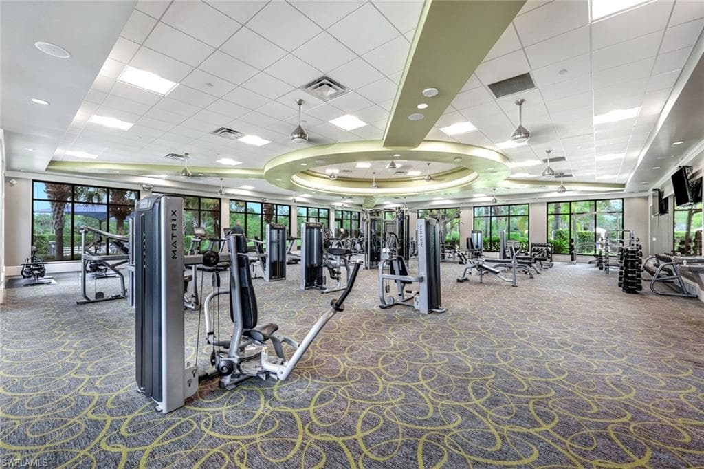 6770 Pennyroyal Dr, Naples, FL 34114-31