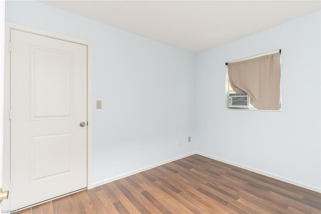 512 Glendale Ave, Lehigh Acres, FL 33936-15