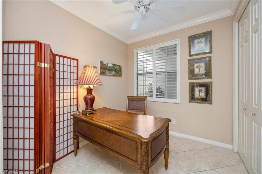 5060 Yacht Harbor Cir 102, Naples, FL 34112-16