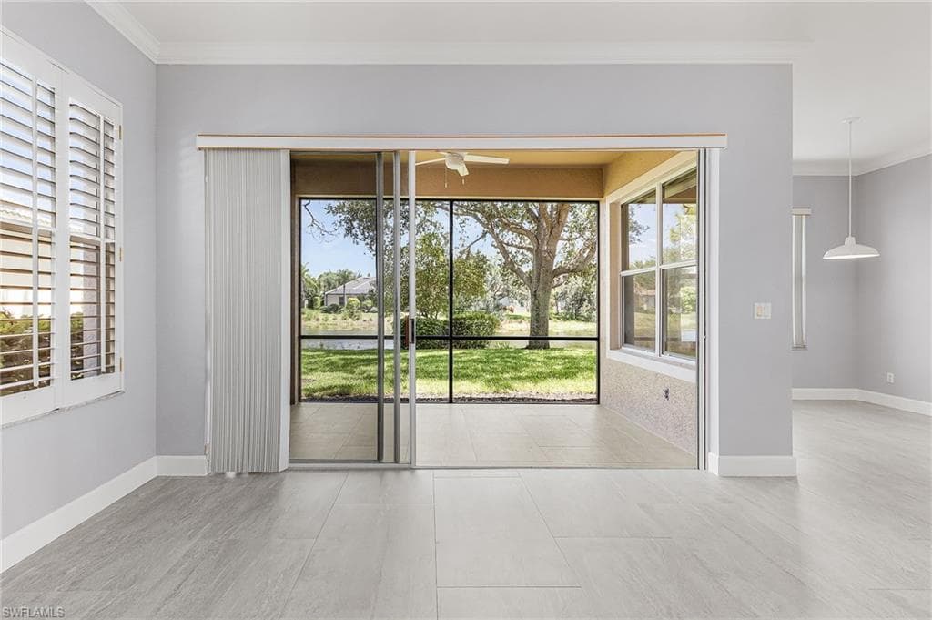 6835 Old Banyan Way, Naples, FL 34109-5