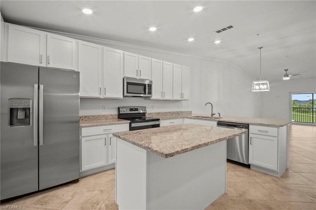 43051 Greenway Blvd 827, Punta Gorda, FL 33982-8