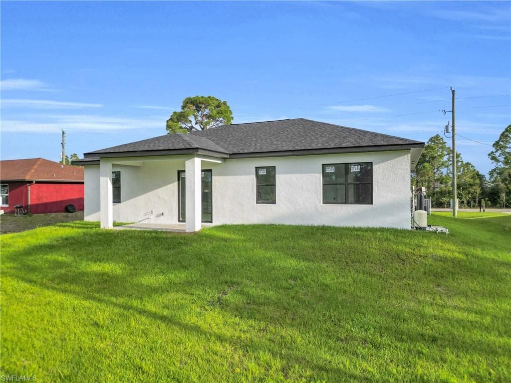 3175 Sunshine Blvd, Lehigh Acres, FL 33971-4