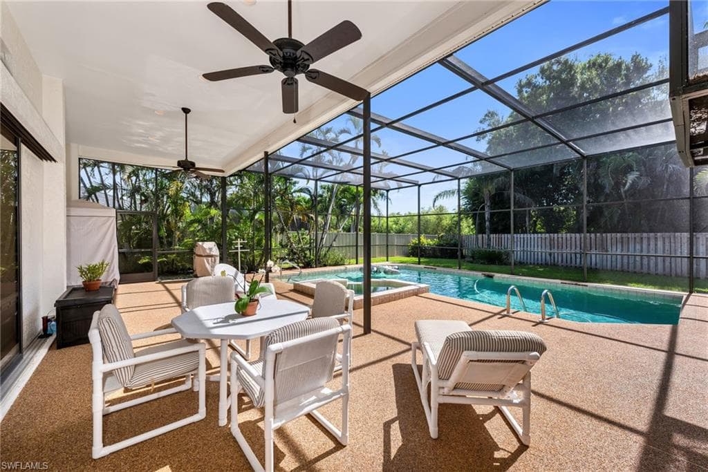 28200 Winthrop Cir, Bonita Springs, FL 34134-2
