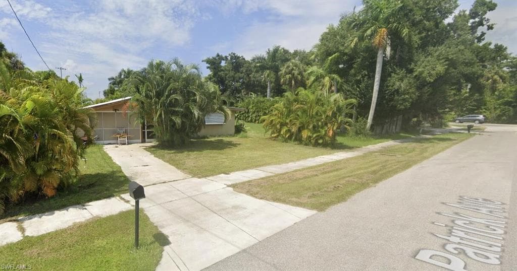 3557 Patrick Ave, Fort Myers, FL 33916-3