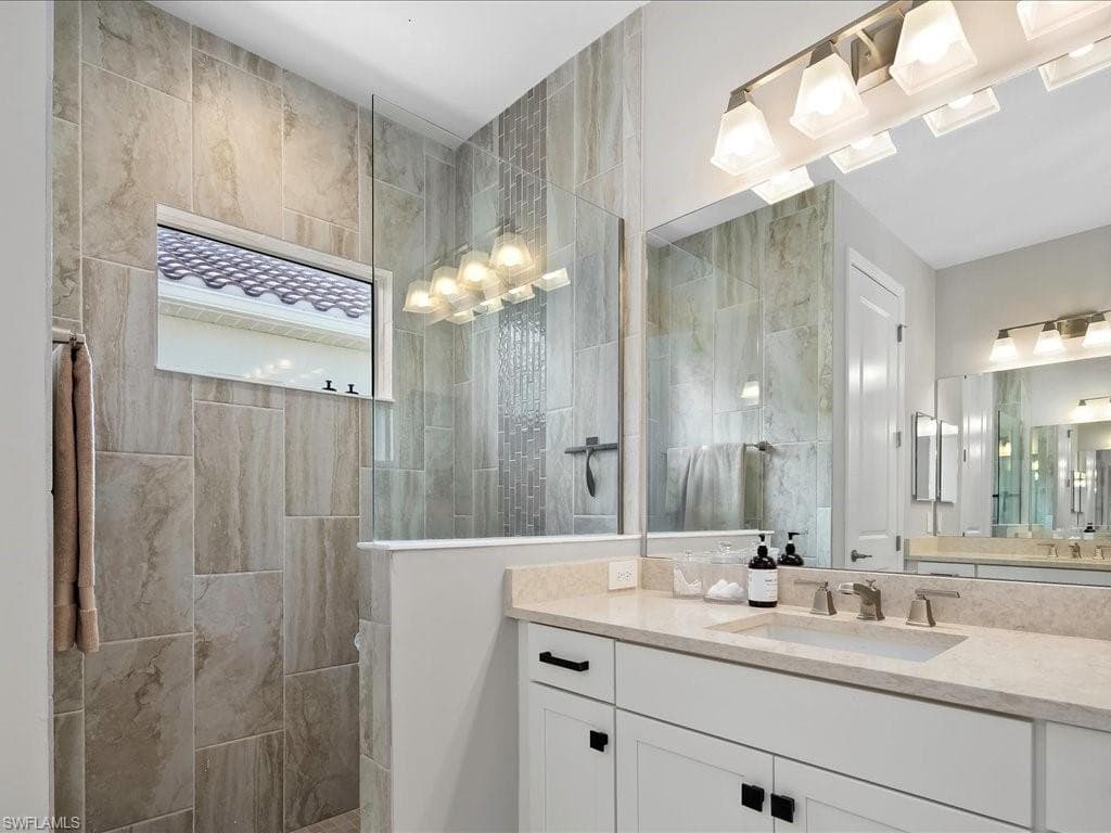 3980 Pegasus Way, Naples, FL 34120-13