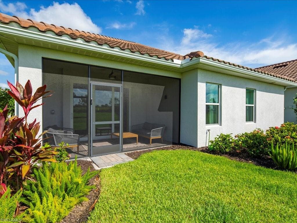 3980 Pegasus Way, Naples, FL 34120-21