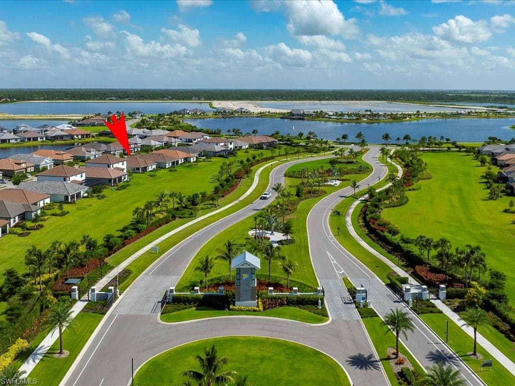 3980 Pegasus Way, Naples, FL 34120-26
