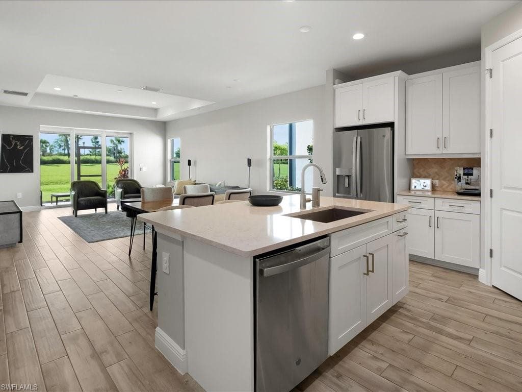 3980 Pegasus Way, Naples, FL 34120-4