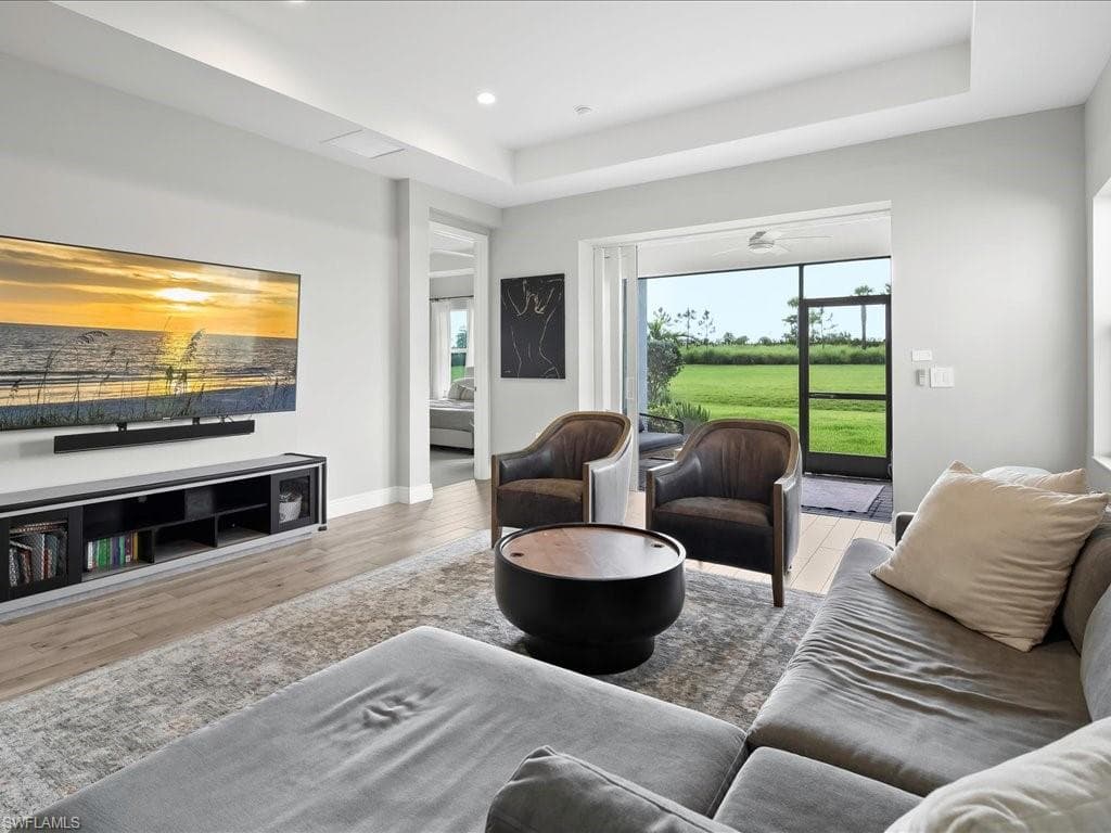 3980 Pegasus Way, Naples, FL 34120-6