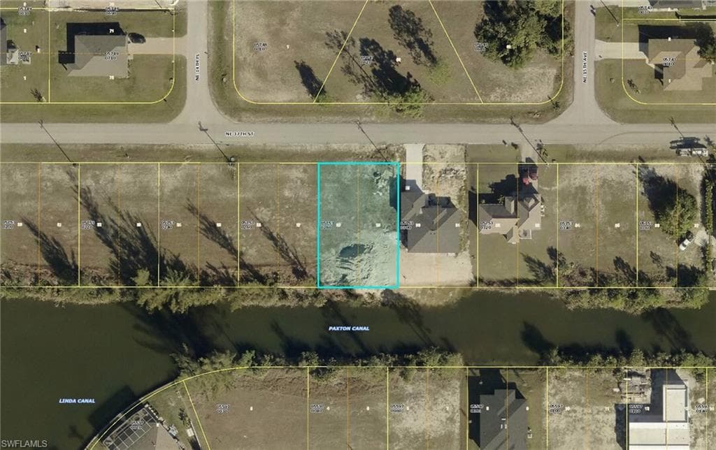 1420 37th St, Cape Coral, FL 33909-3