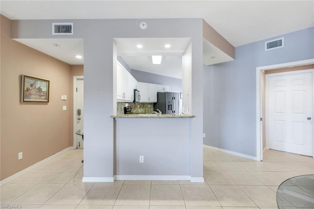 2440 Millcreek Ln 103, Naples, FL 34119-7