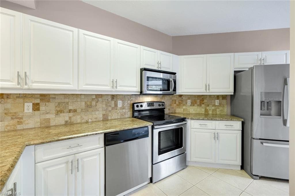 2440 Millcreek Ln 103, Naples, FL 34119-8