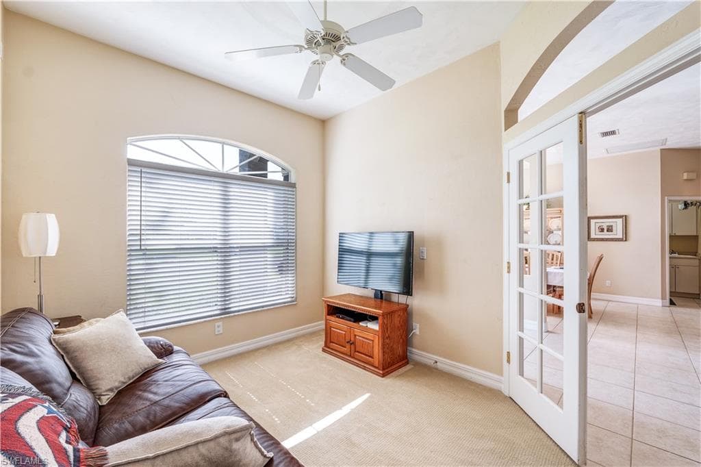 3208 1st Pl, Cape Coral, FL 33914-9