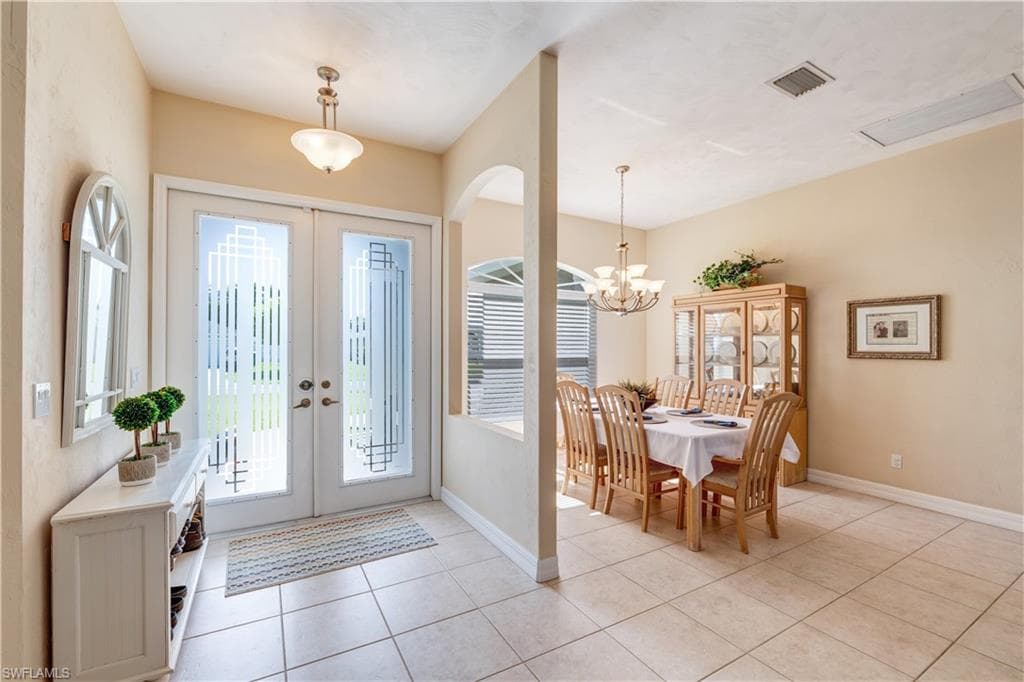 3208 1st Pl, Cape Coral, FL 33914-4