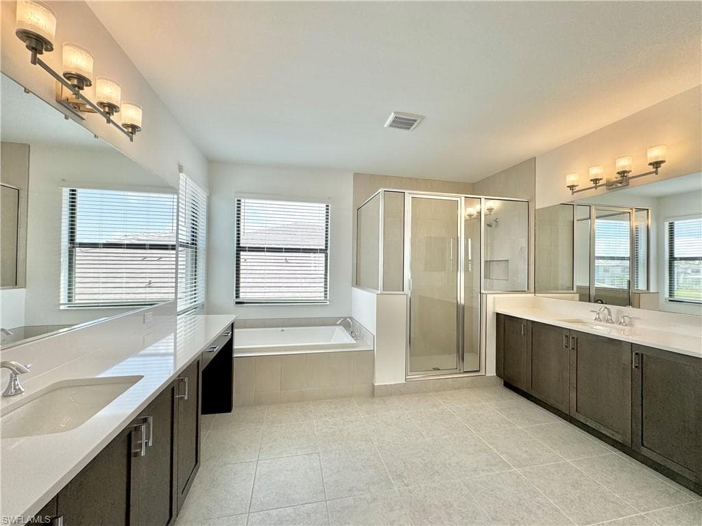 20921 Thistle Leaf Ln, Estero, FL 33928-17