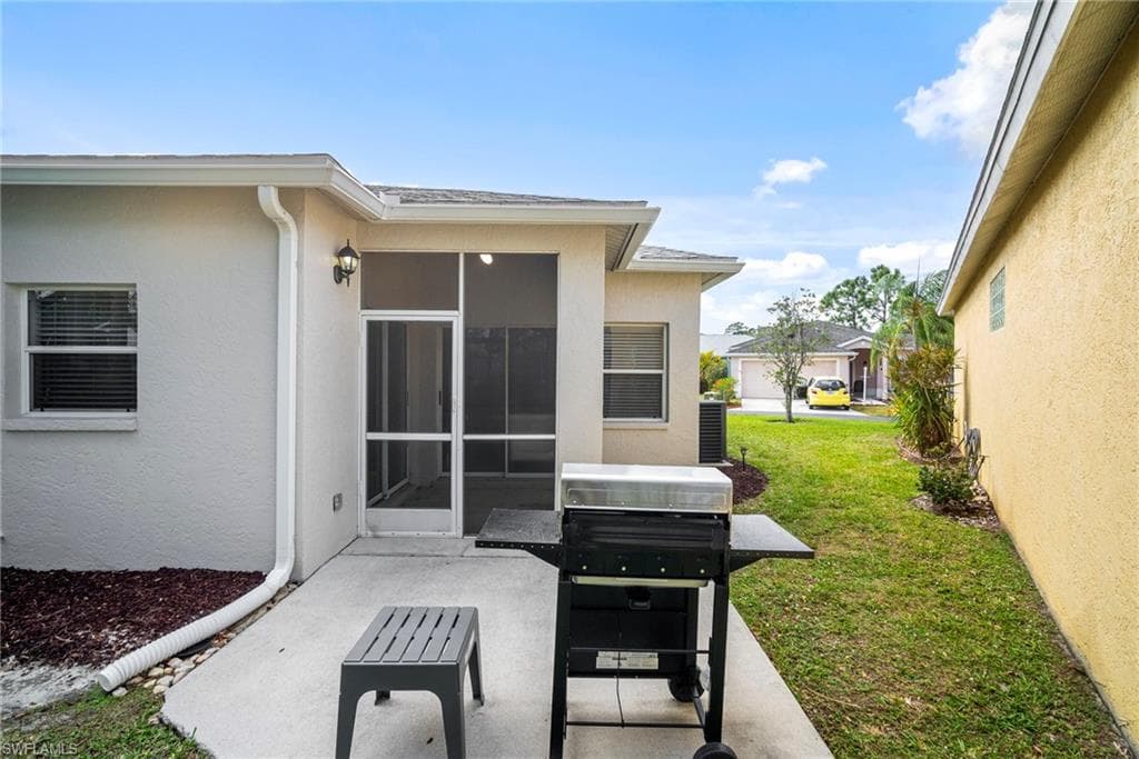 10735 Blue Bimini Cir, Estero, FL 33928-14