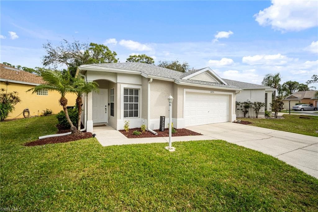 10735 Blue Bimini Cir, Estero, FL 33928-1