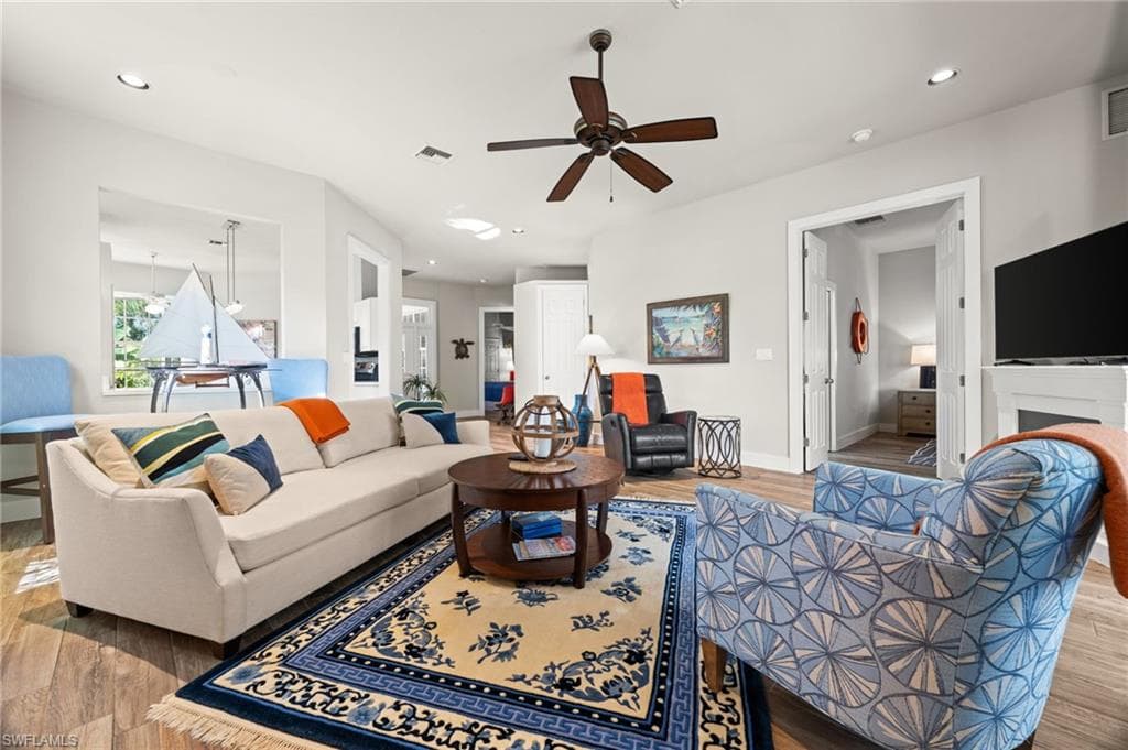 15143 Seabreeze Cove Cir, Fort Myers, FL 33908-15