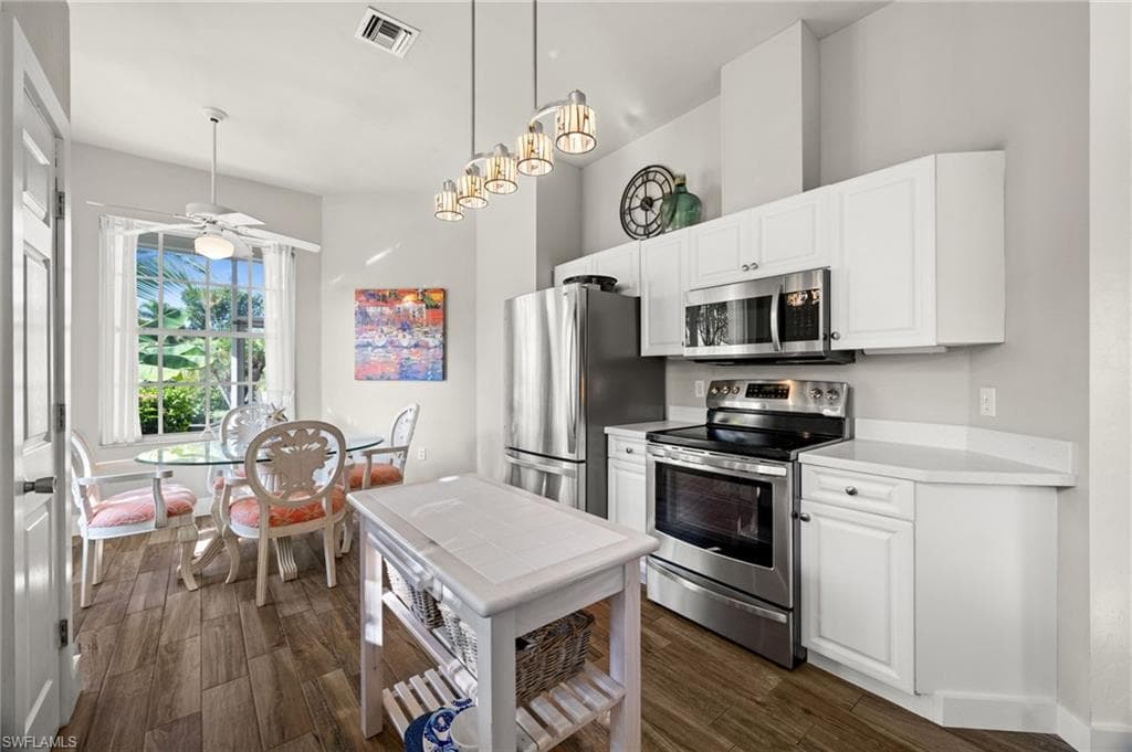 15143 Seabreeze Cove Cir, Fort Myers, FL 33908-23